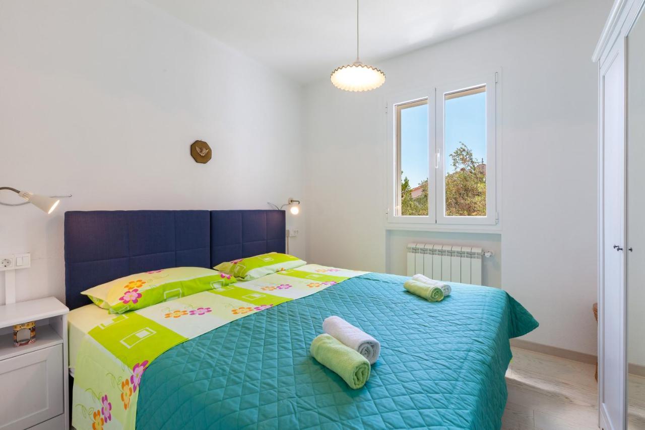 Holiday Home Duje Trogir Eksteriør bilde